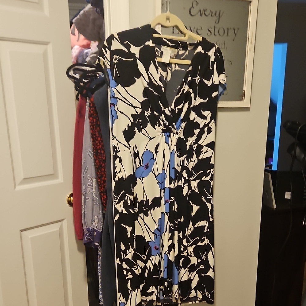 Morgan McFeeters Black and Blue Floral Midi‎ Dress